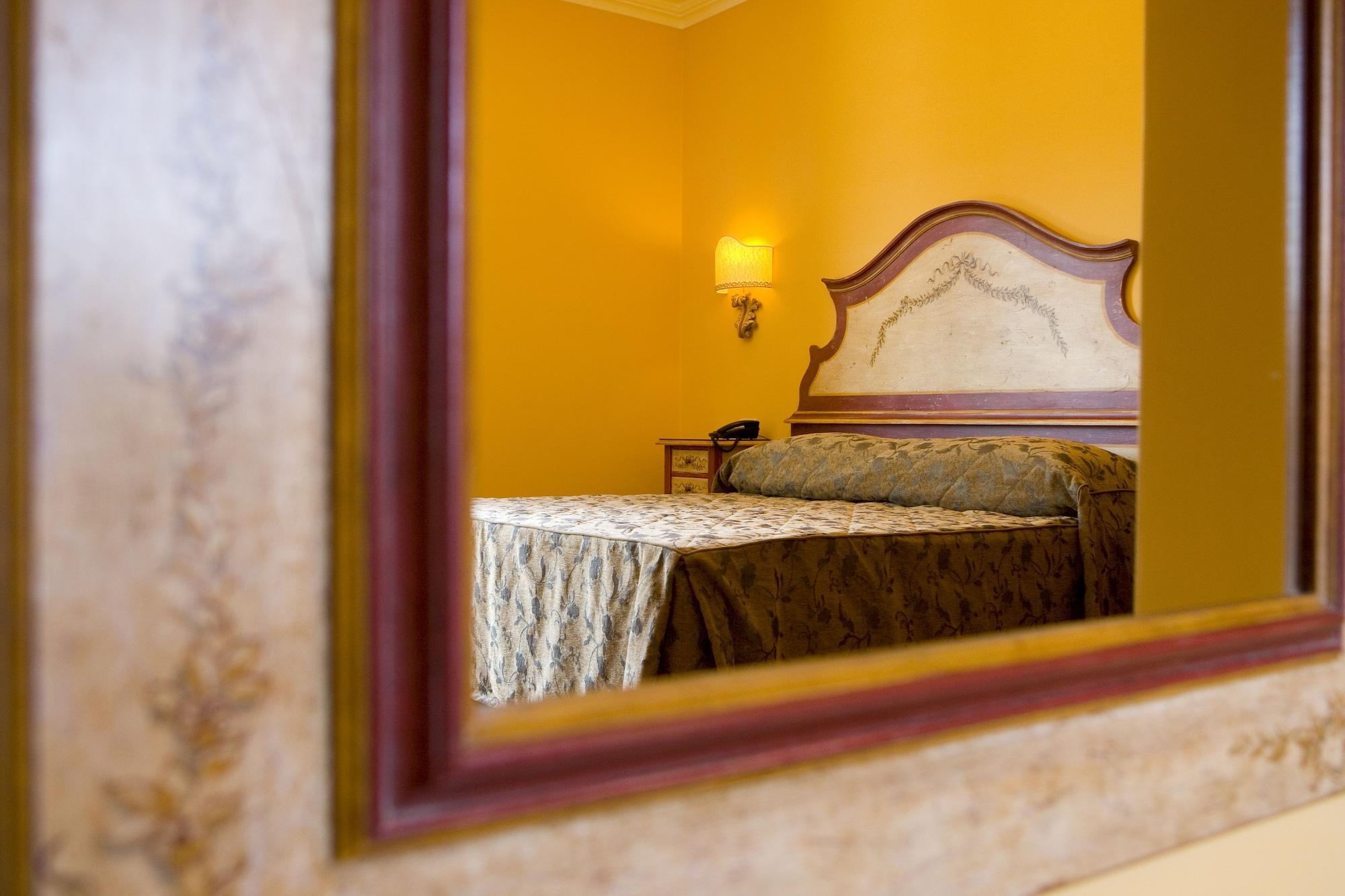 Hotel Palazzo Guardati Sorrento Esterno foto