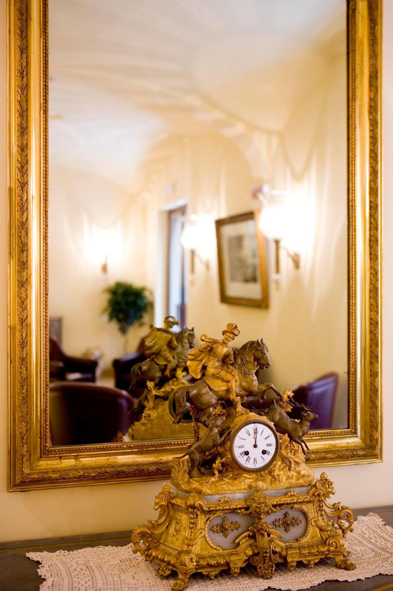 Hotel Palazzo Guardati Sorrento Esterno foto